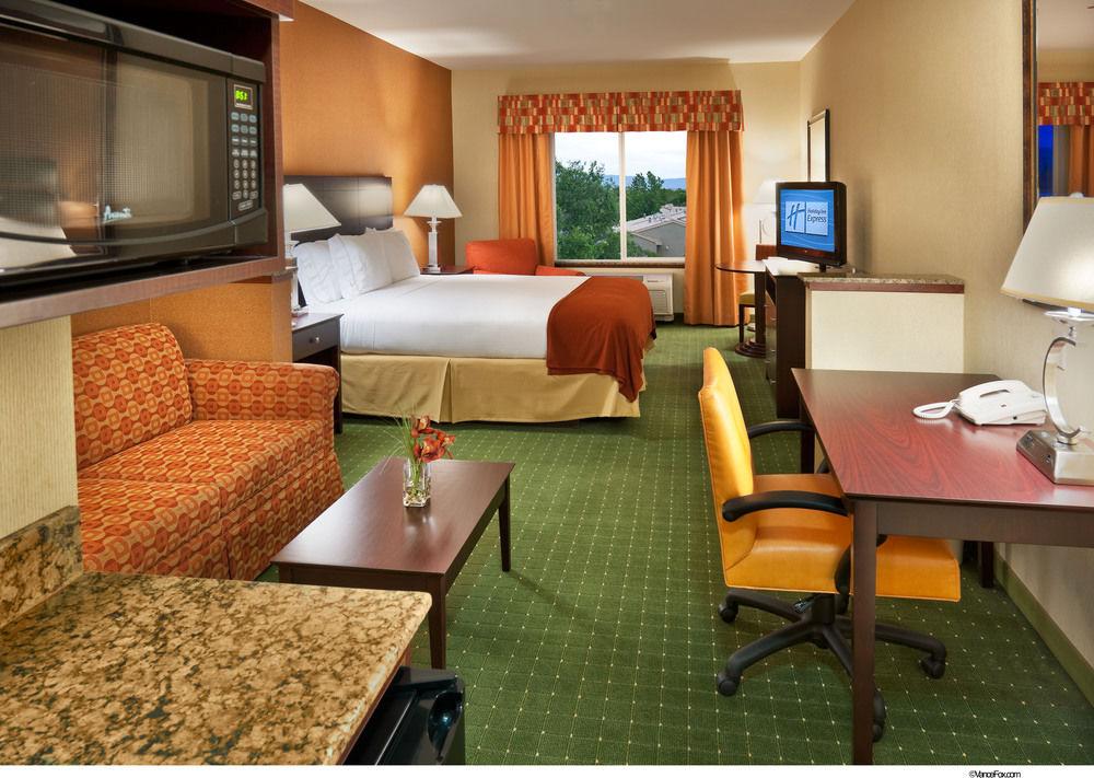 Holiday Inn Express Reno Airport By Ihg Ngoại thất bức ảnh